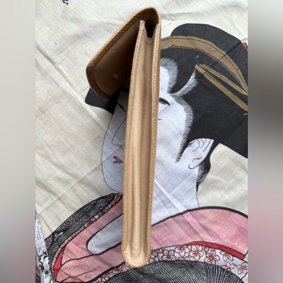 💛Chanel pouch, case, holder in a golden caviar leather for sunglasses, money - Picture 12 of 15